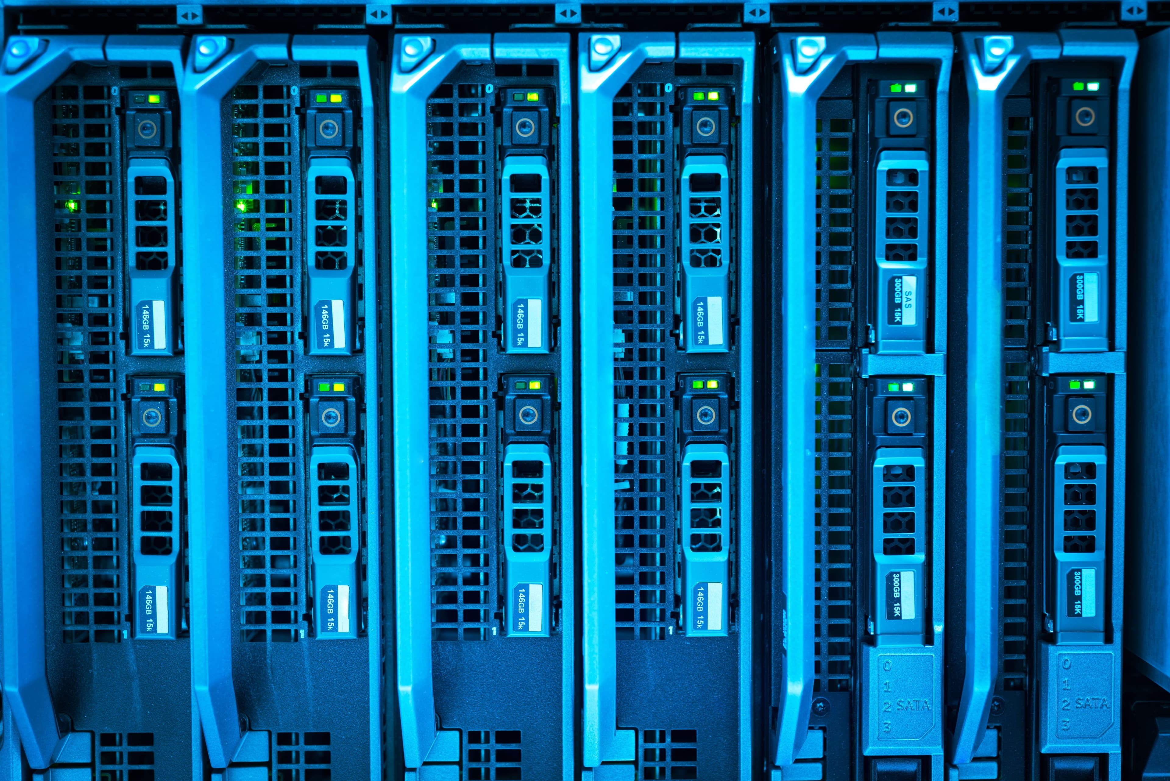 Artificial intelligence server machine learning data center technology