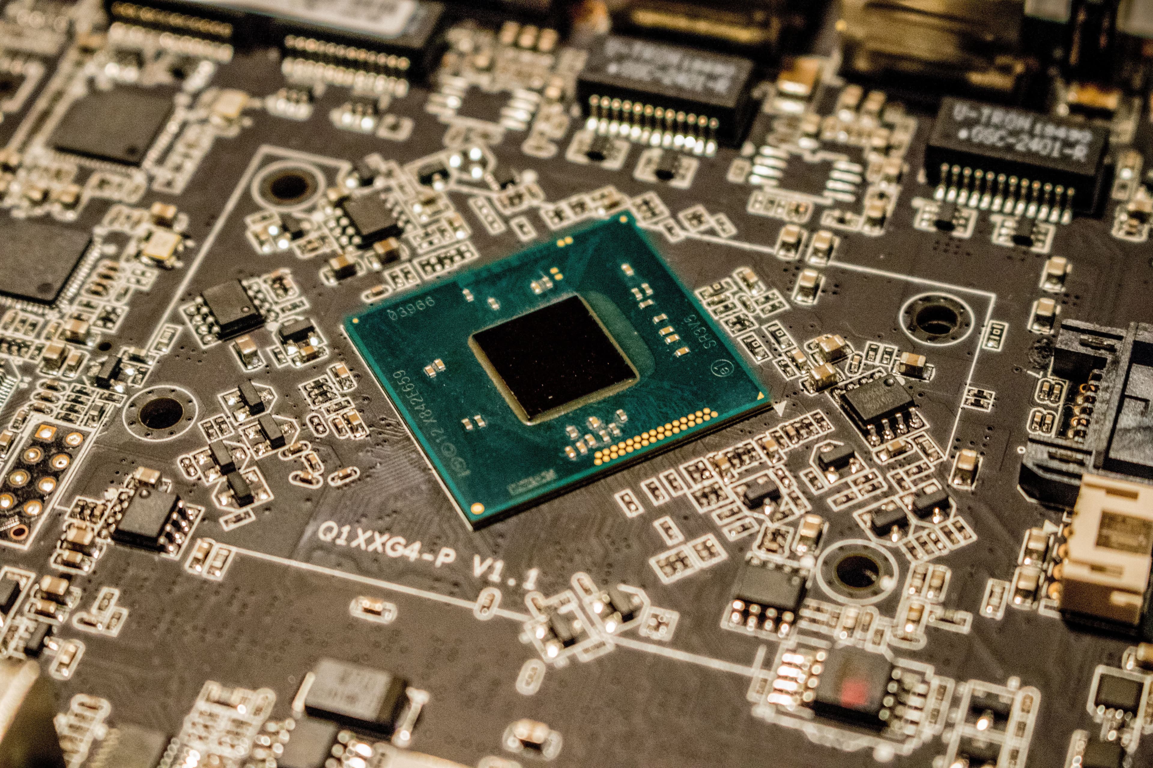Computer hardware processor chip semiconductor motherboard technology